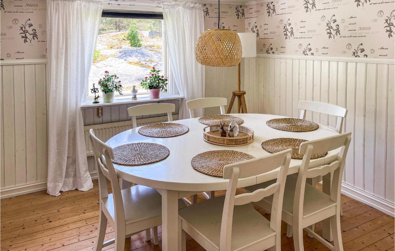 Cozy Home In Strmstad With Wifi Strömstad المظهر الخارجي الصورة